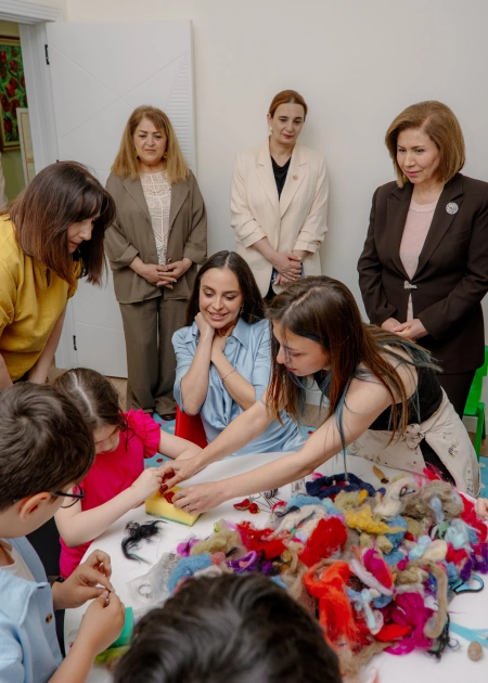 Leyla Aliyeva and Alena Aliyeva visit Social Rehabilitation Center (PHOTO)