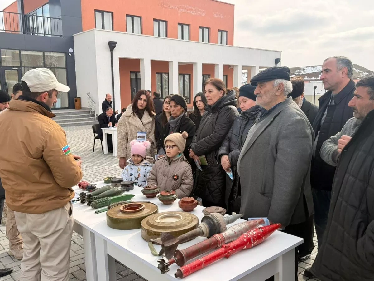 Great Return: Azerbaijani former IDPs arrive in Jabrayil’s Horovlu Keys to new homes handed to 20 families / PHOTO