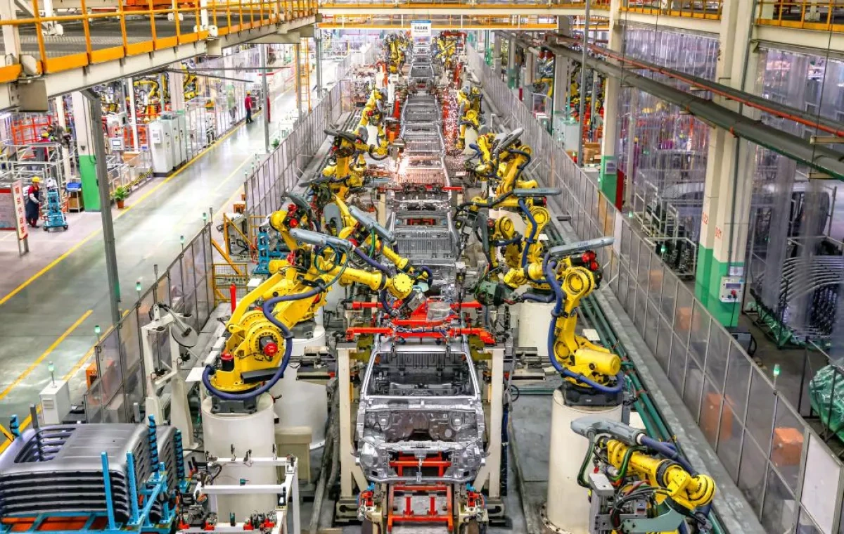 China records sharp rise in car production and sales in March