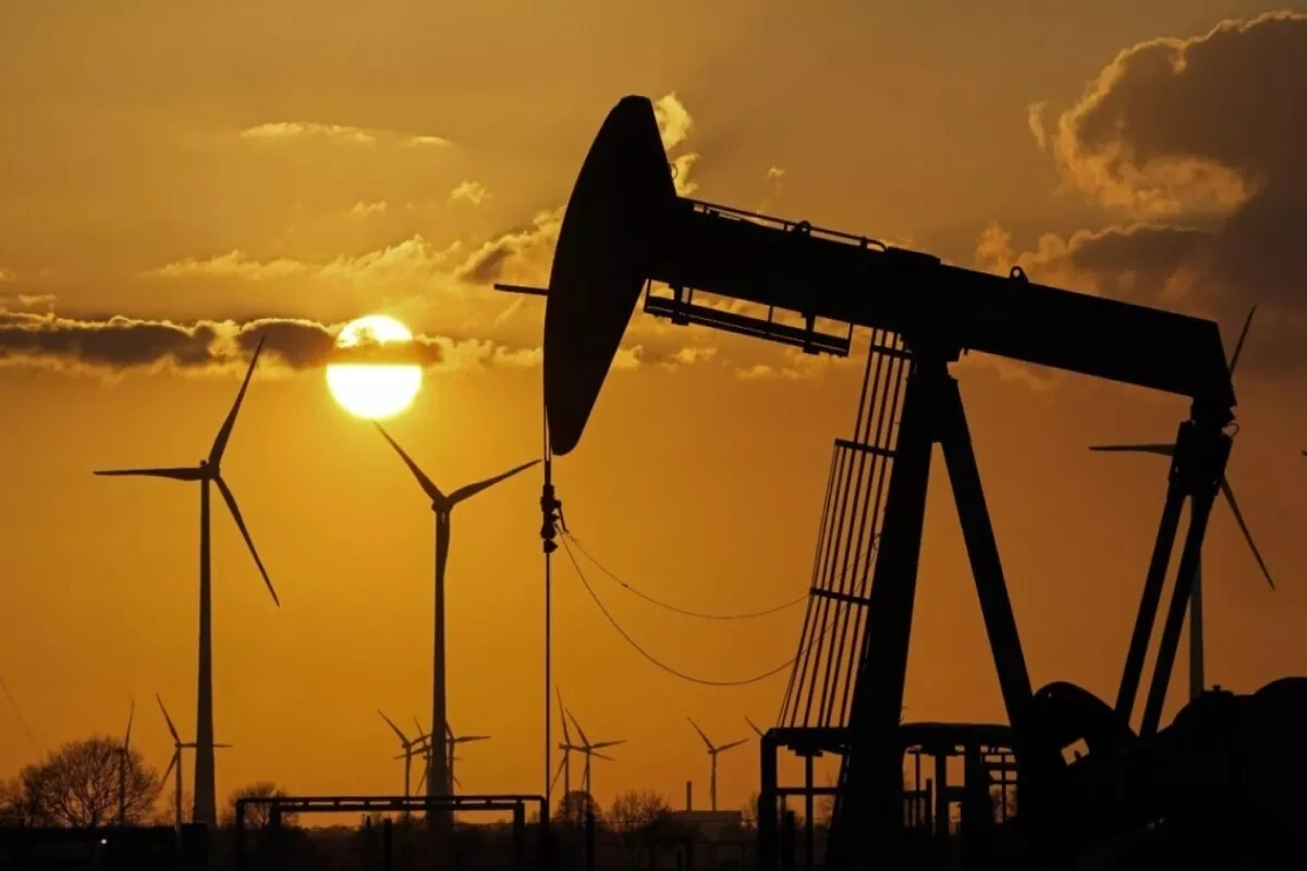 Oil prices jump over 2% as Middle East tensions escalate