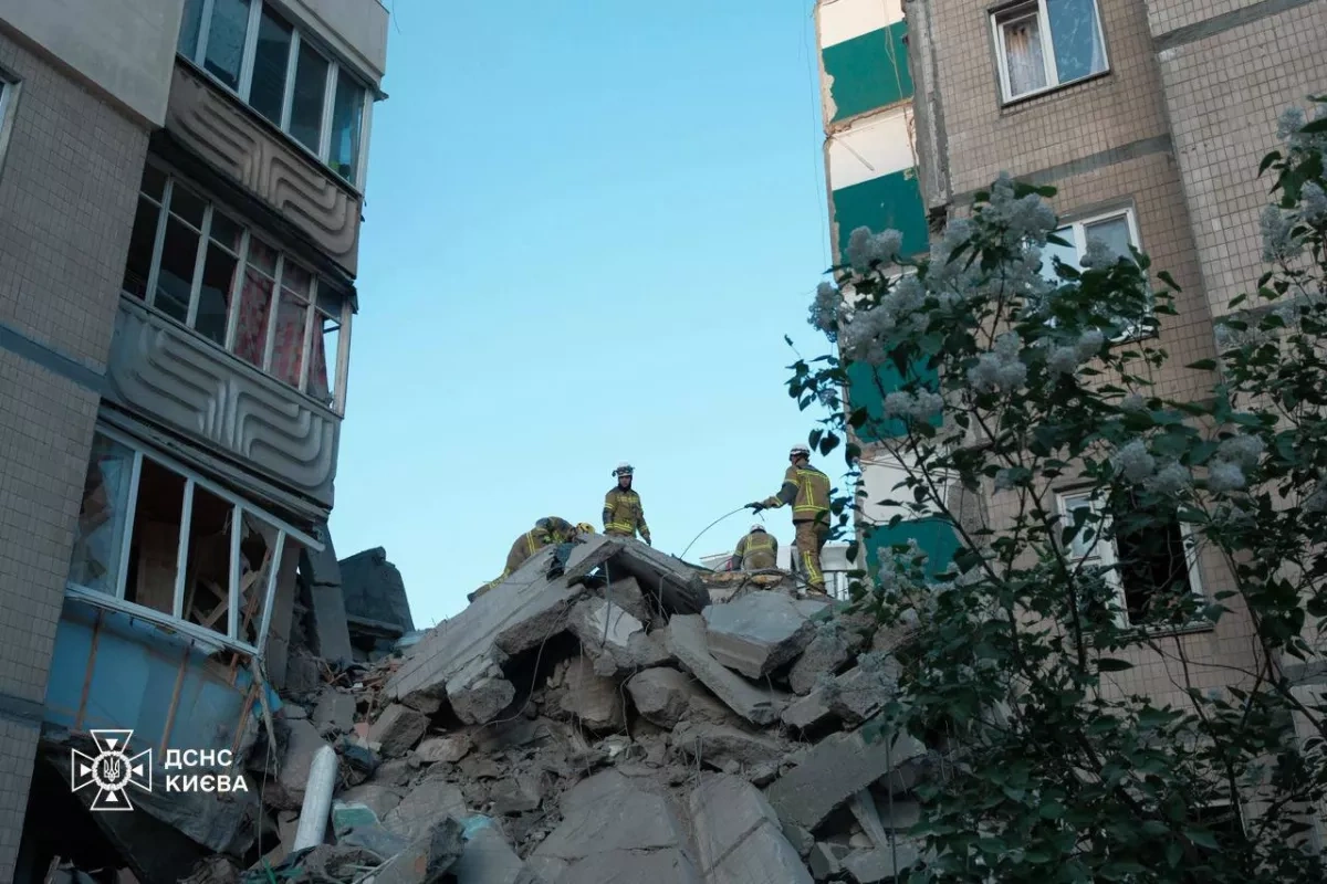 Russian strike turns Kyiv morning into tragedy PHOTO / VIDEO