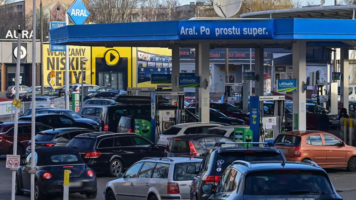 German drivers flood Polish petrol stations as Iran war hits home