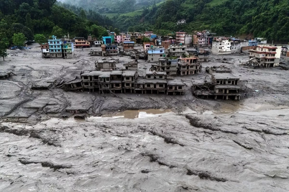 Nepal flood death toll tops 900, more than 4,000 still missing PHOTO