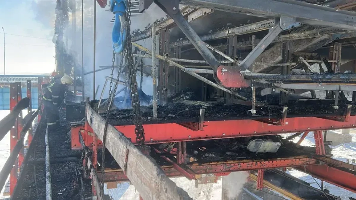 Second fire hits under-construction bridge in Kazakhstan PHOTO / VIDEO