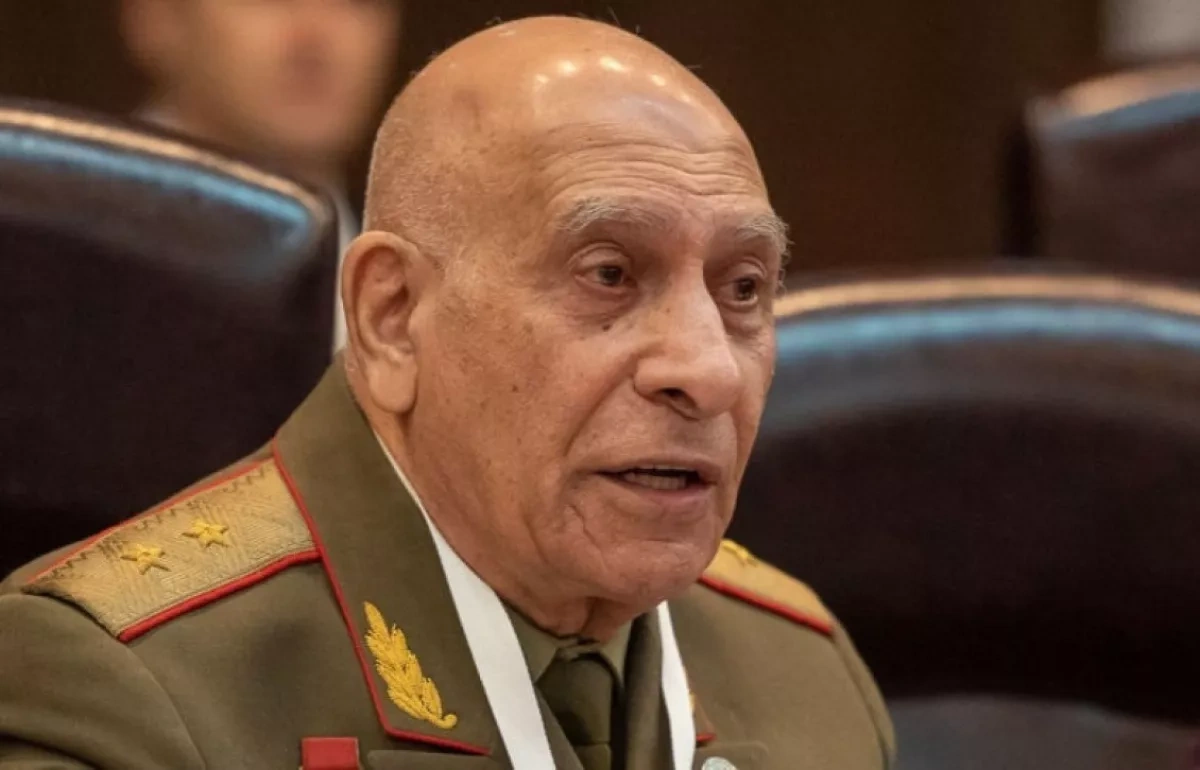 Armenian General renounces citizenship