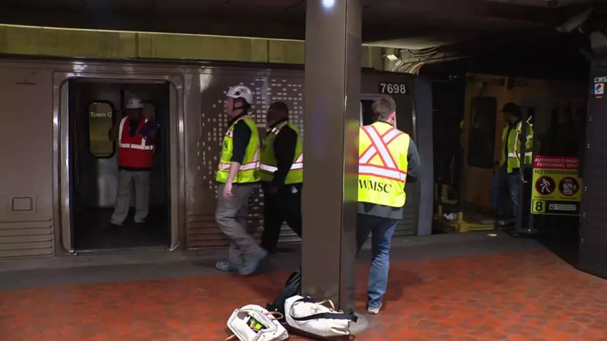 Washington metro collision leaves 11 hurt, causes major delays