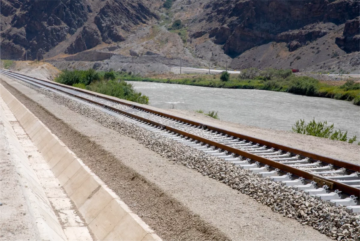 TRIPP route: Azerbaijan builds railway bridge to Armenia, Türkiye PHOTO / VIDEO