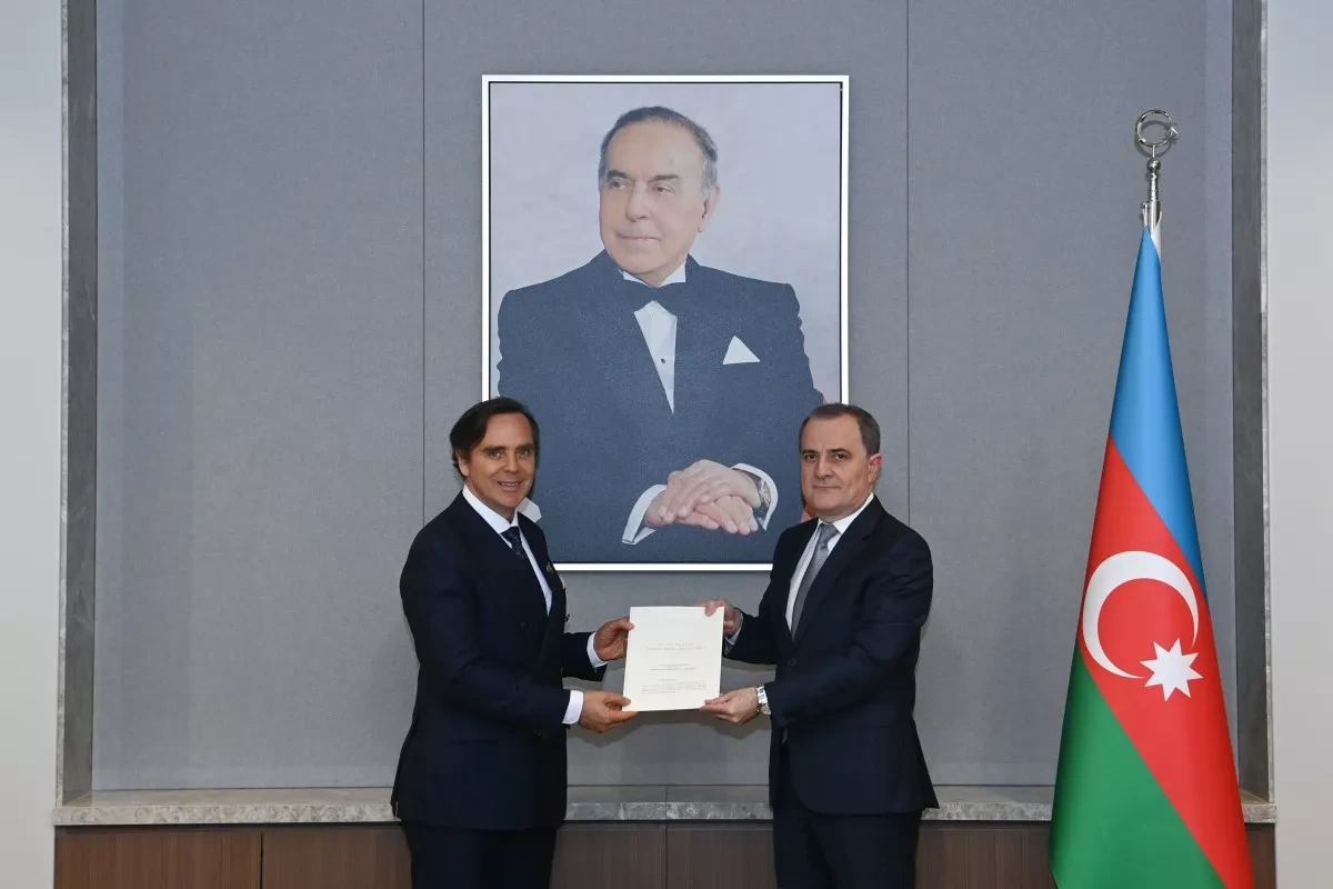 Azerbaijan’s FM receives newly appointed Brazilian ambassador