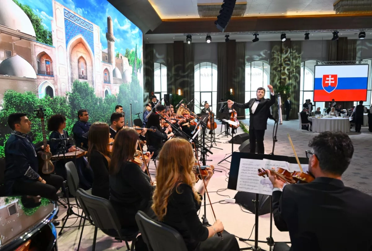 Azerbaijani president hosts official luncheon for Slovak counterpart in Khankendi PHOTO