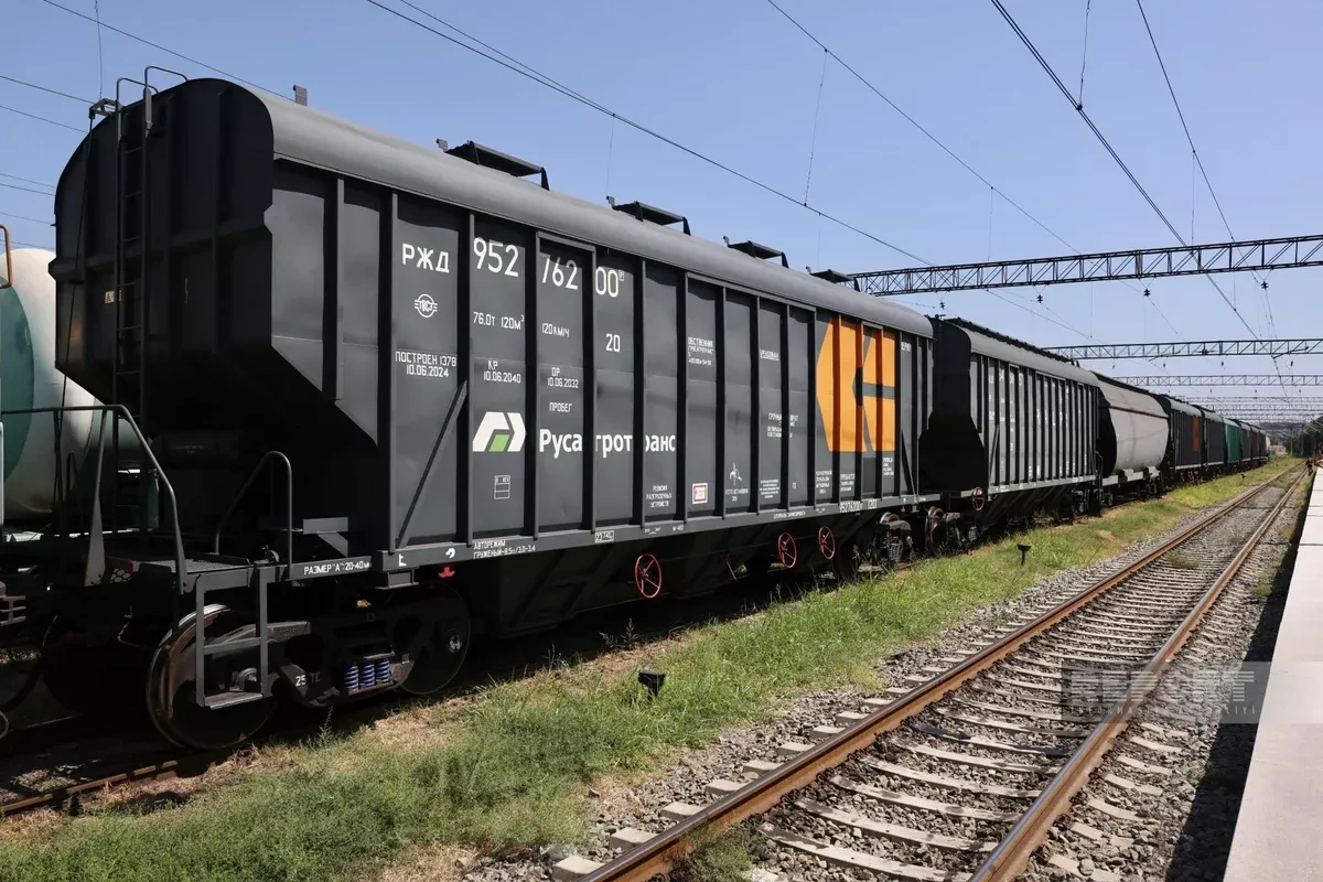 Russian wheat, propane train heads to Armenia via Azerbaijan PHOTO