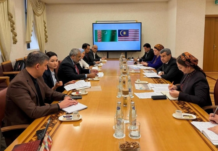 Turkmenistan, Malaysia’s Petronas focus on training oil and gas specialists