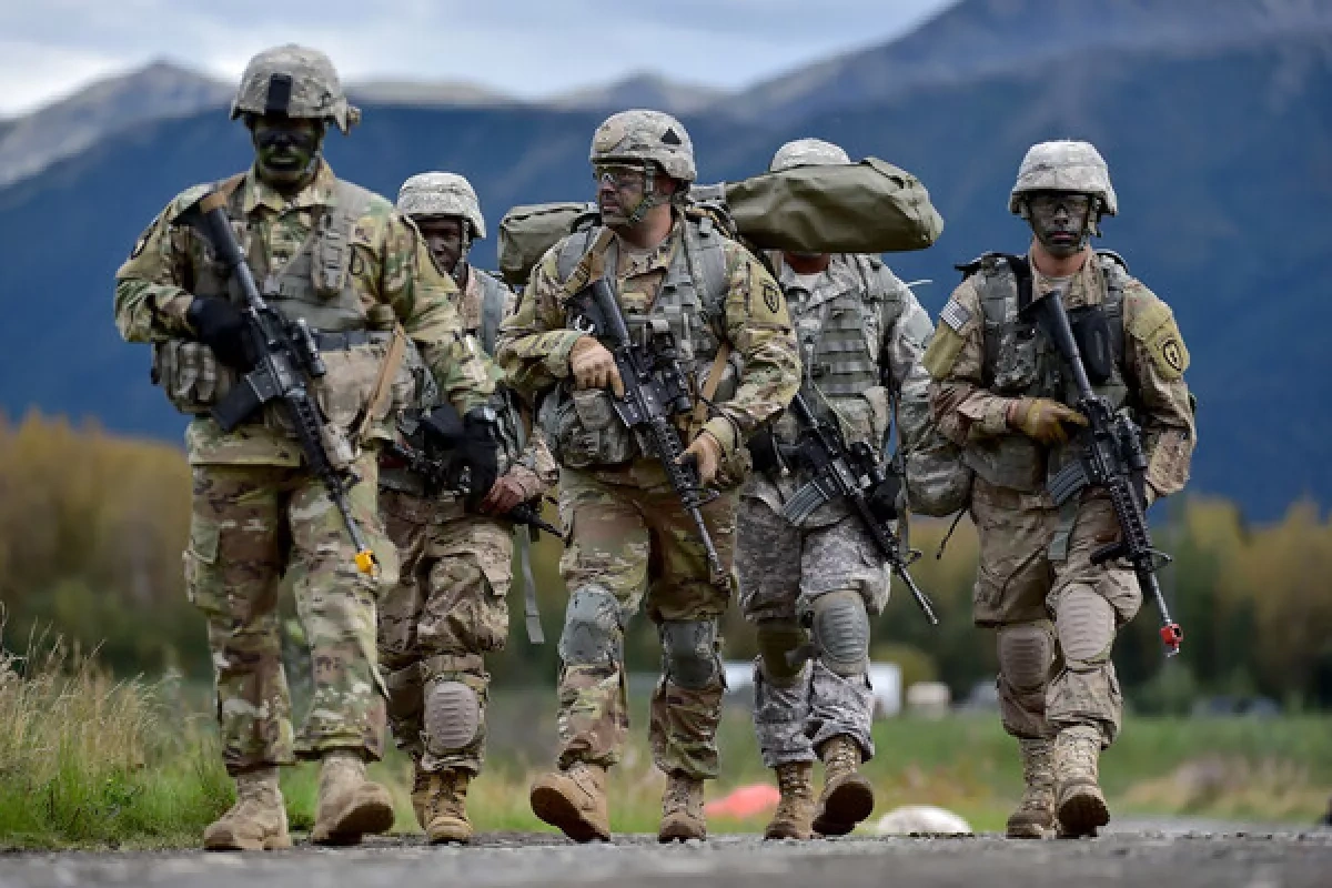 Reuters: US continues deploying thousands of marines to Middle East