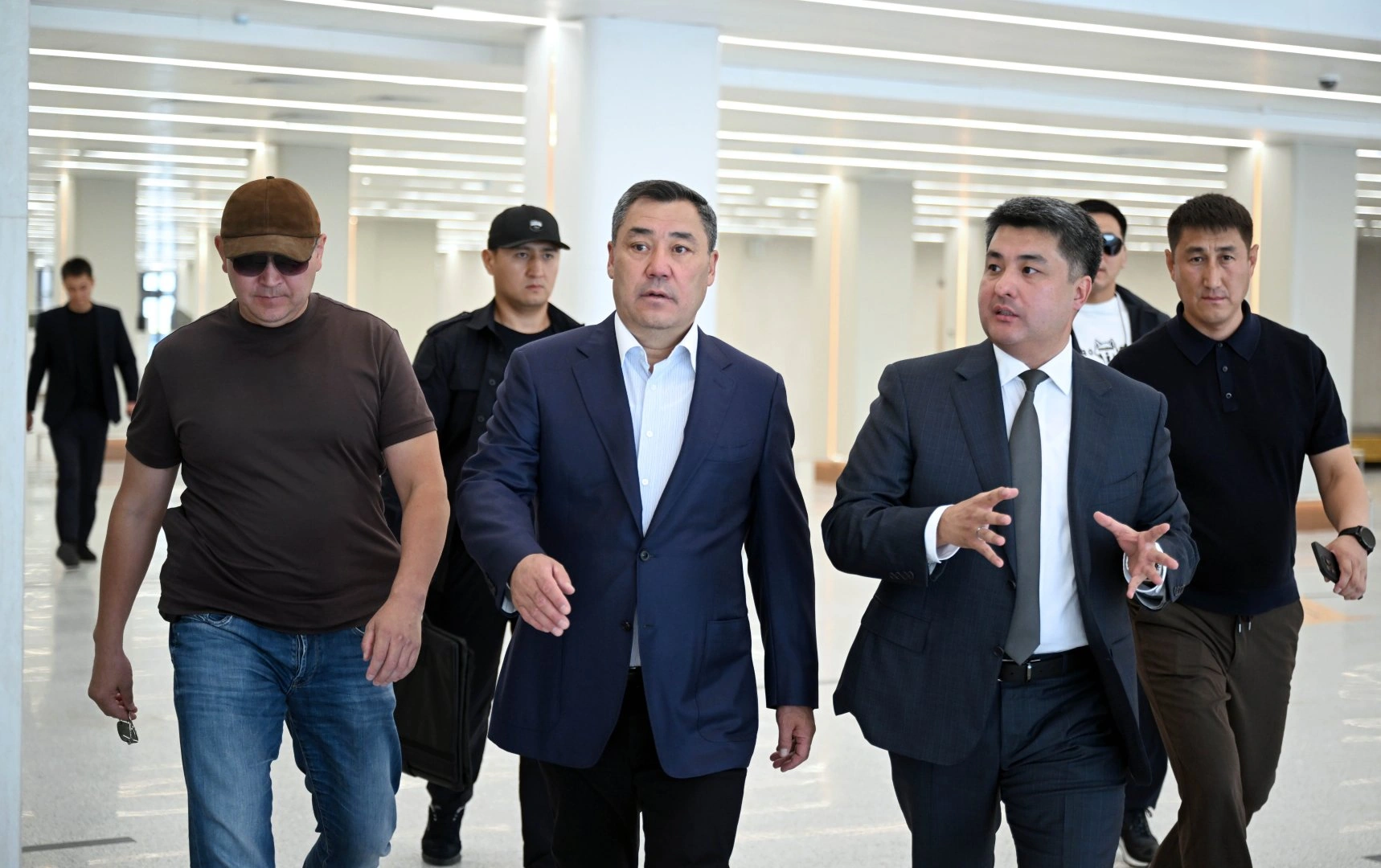 Kyrgyz President inspects Manas airport’s readiness to receive SCO summit delegations