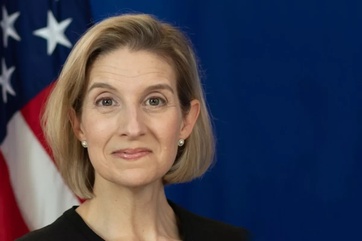 Acting US Ambassador Amy Carlon delivers New Year message to Azerbaijanis VIDEO