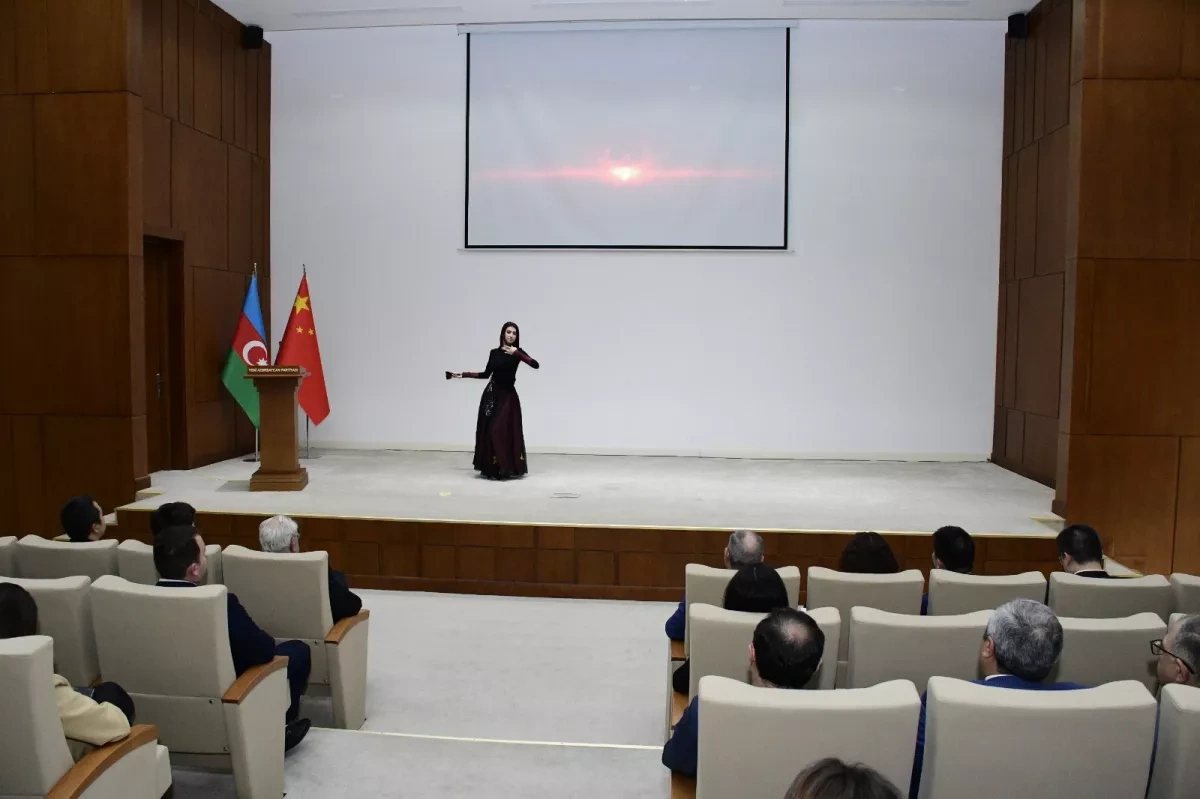 Chinese language interest rising in Azerbaijan, ambassador says PHOTO