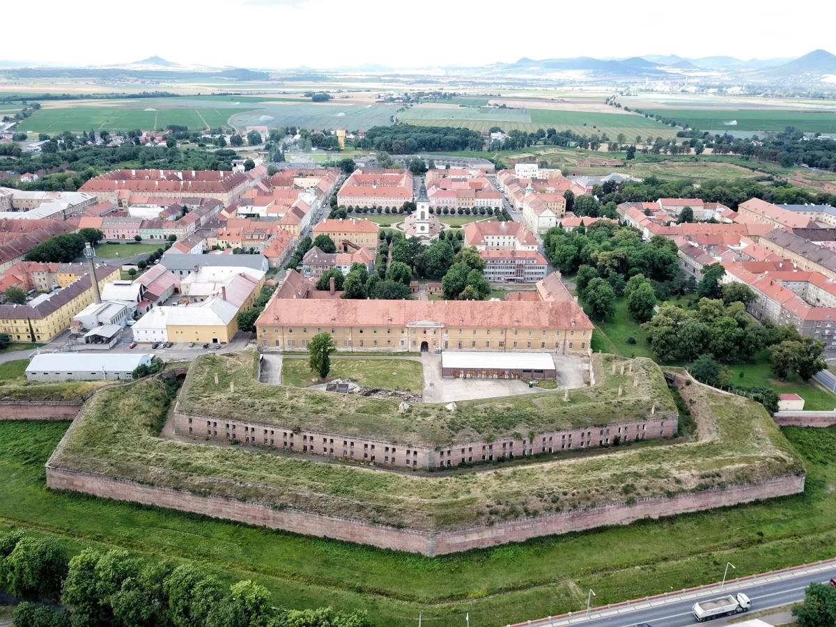 The shadow of Theresienstadt over the Red Cross A lesson from Azerbaijan for the South Caucasus