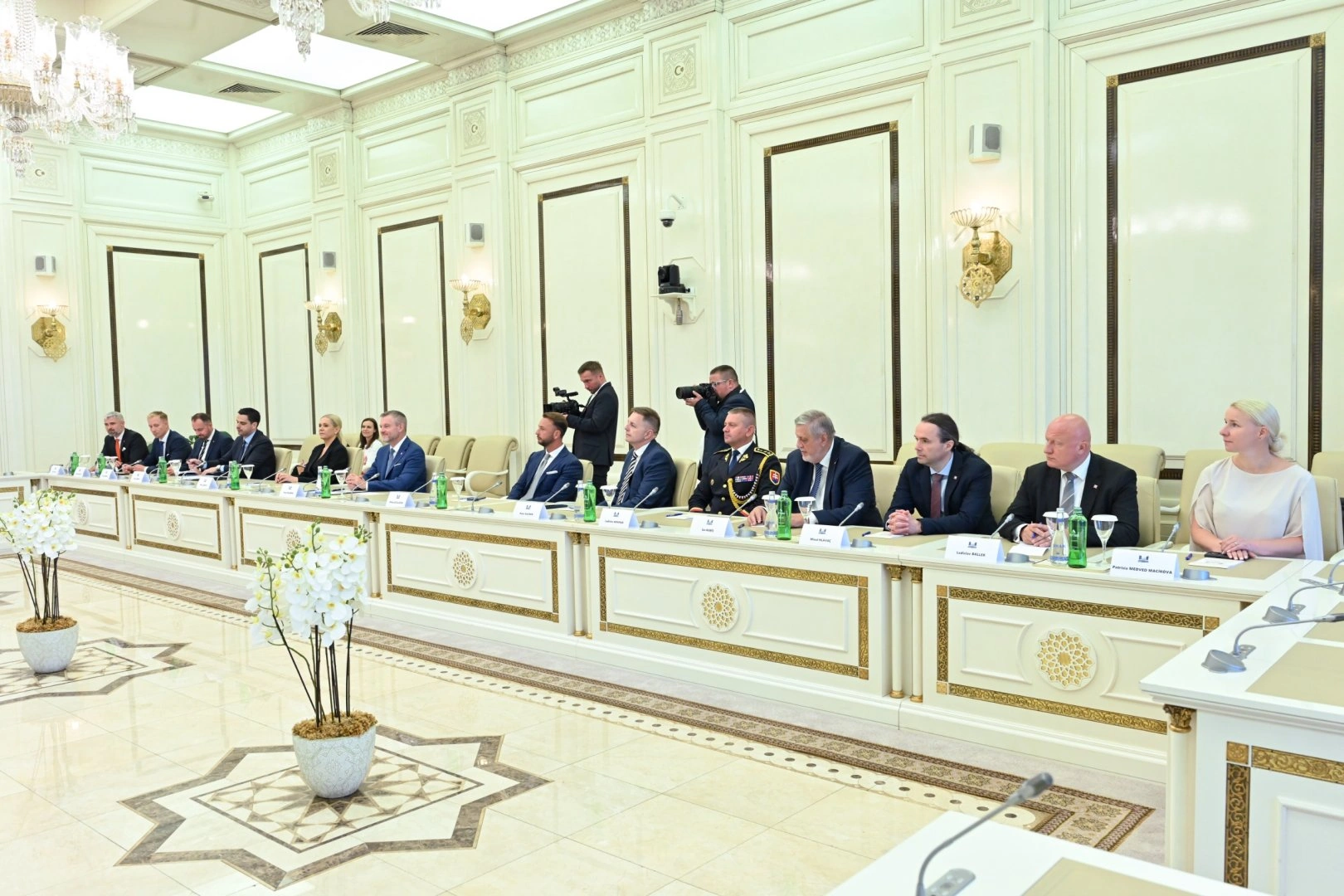 Azerbaijan’s Parliament Speaker meets with President of Slovakia (PHOTO)