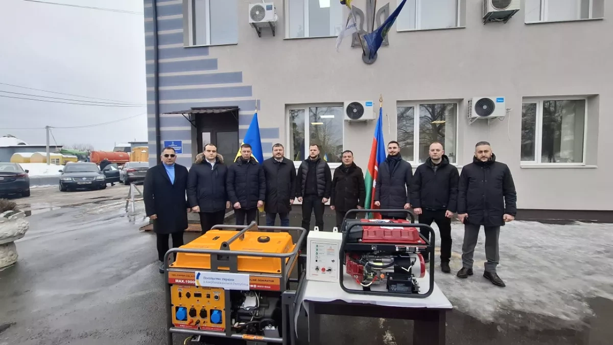 Generators and heating units from Azerbaijan reach Ukraine's Irpin photo