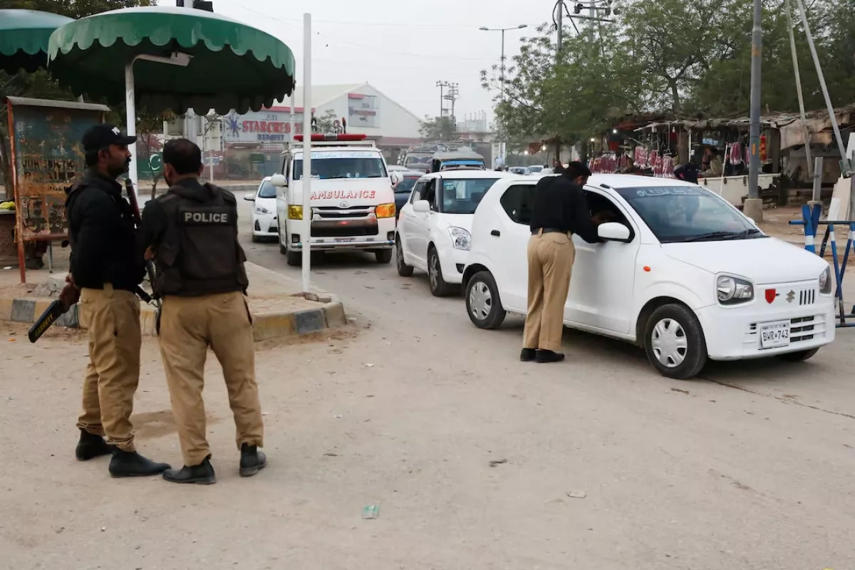 Violence flares between Afghanistan, Pakistan ahead of US-Iran talks