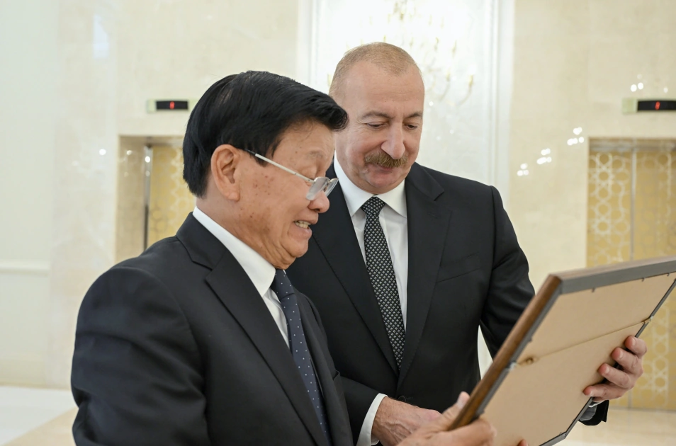 Official luncheon hosted in honor of President of Laos on behalf of President Ilham Aliyev (PHOTO)