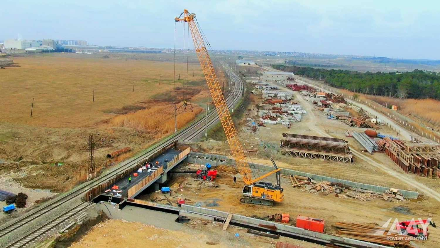 Azerbaijan depicts new transport artery connecting two highways (PHOTO)