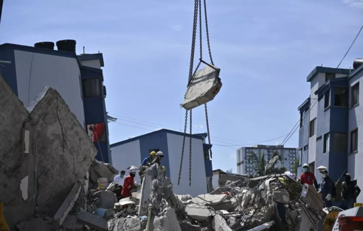 Colombia earthquake death toll rises to 329
