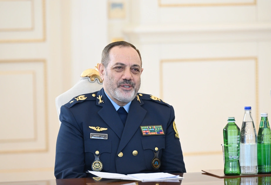 President Ilham Aliyev receives Iranian delegation led by Minister of Defence and Armed Forces Logistics (PHOTO)