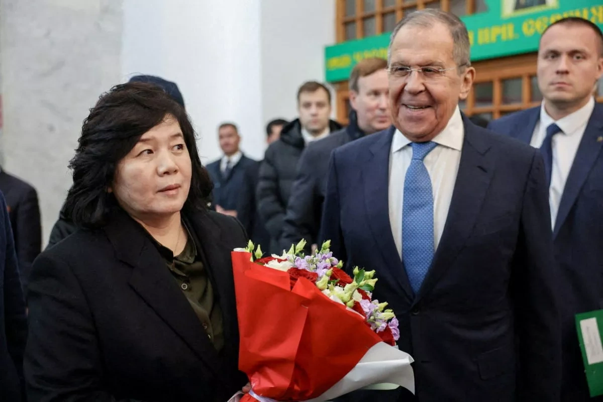 "Dream of millions of women": Russian FM spokesperson hails minister's gesture VIDEO