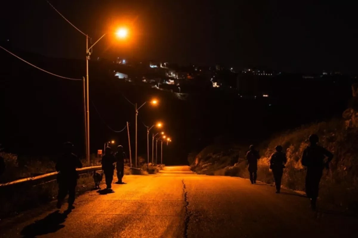Israeli forces detain dozens in West Bank operations PHOTO / VIDEO