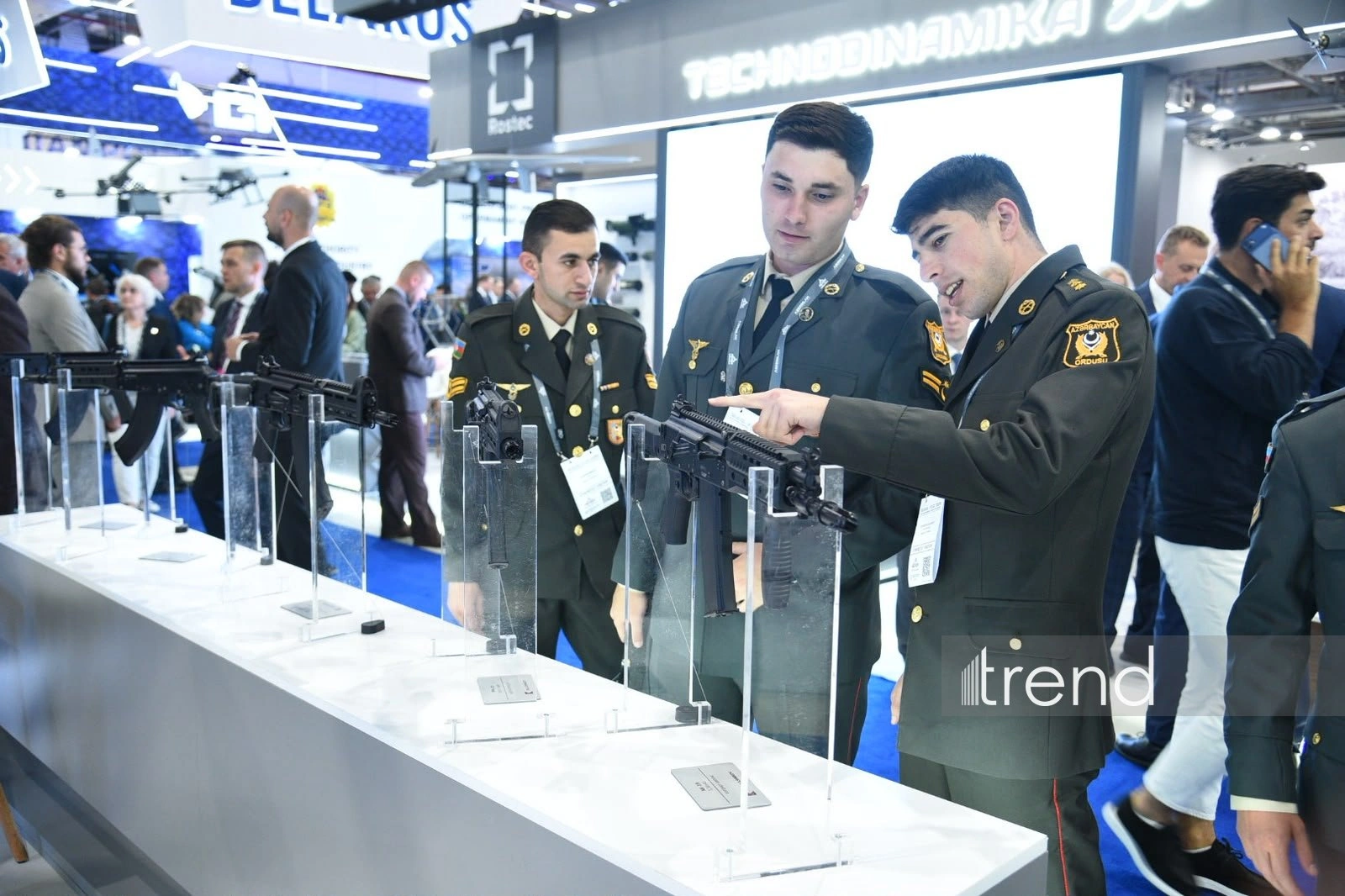 Russia's Kalashnikov unveils new AK rifles at ADEX-2026 (PHOTO)