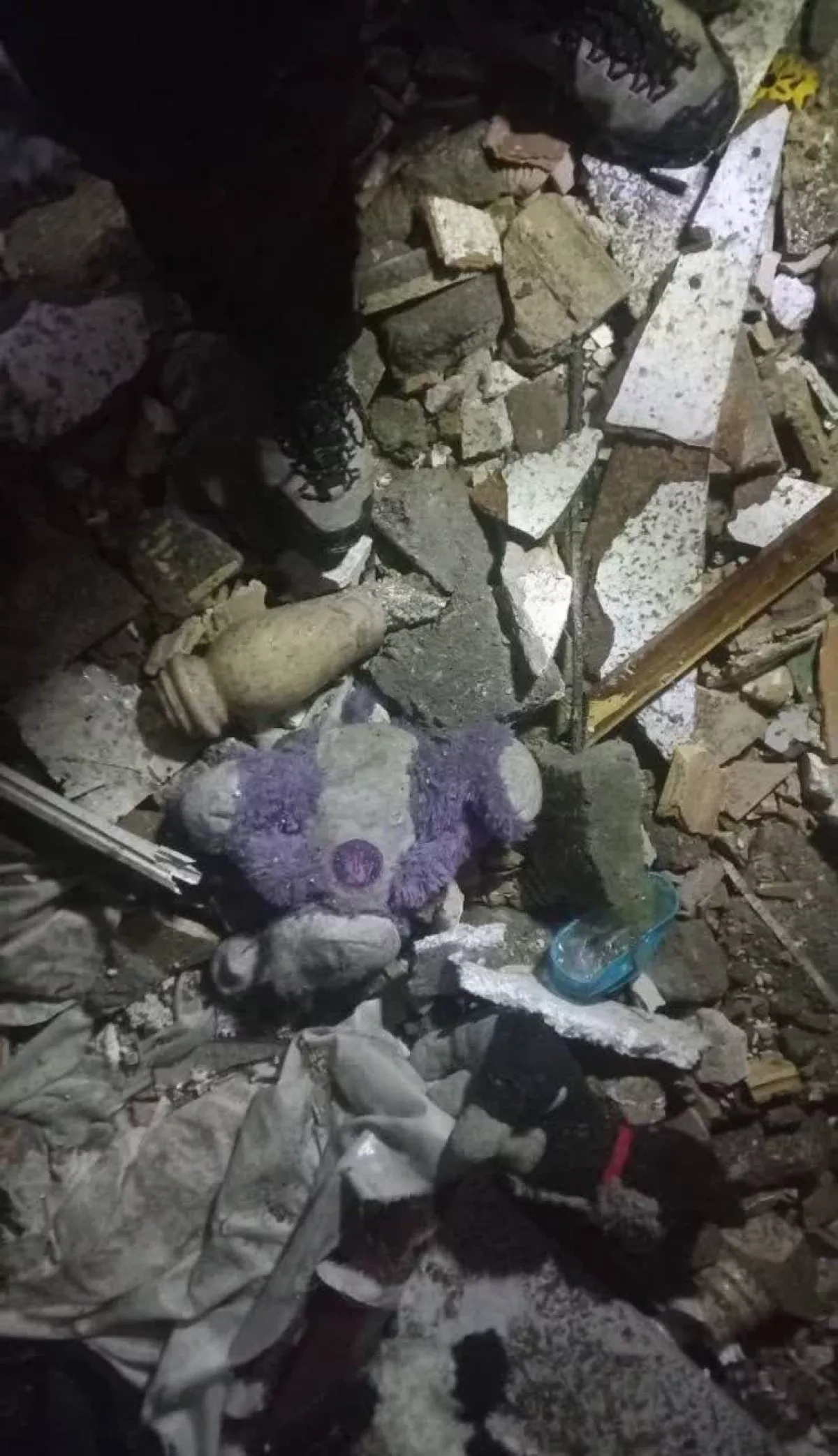 Iran: Missile strike in Urmia destroys homes, causes civilian casualties VIDEO