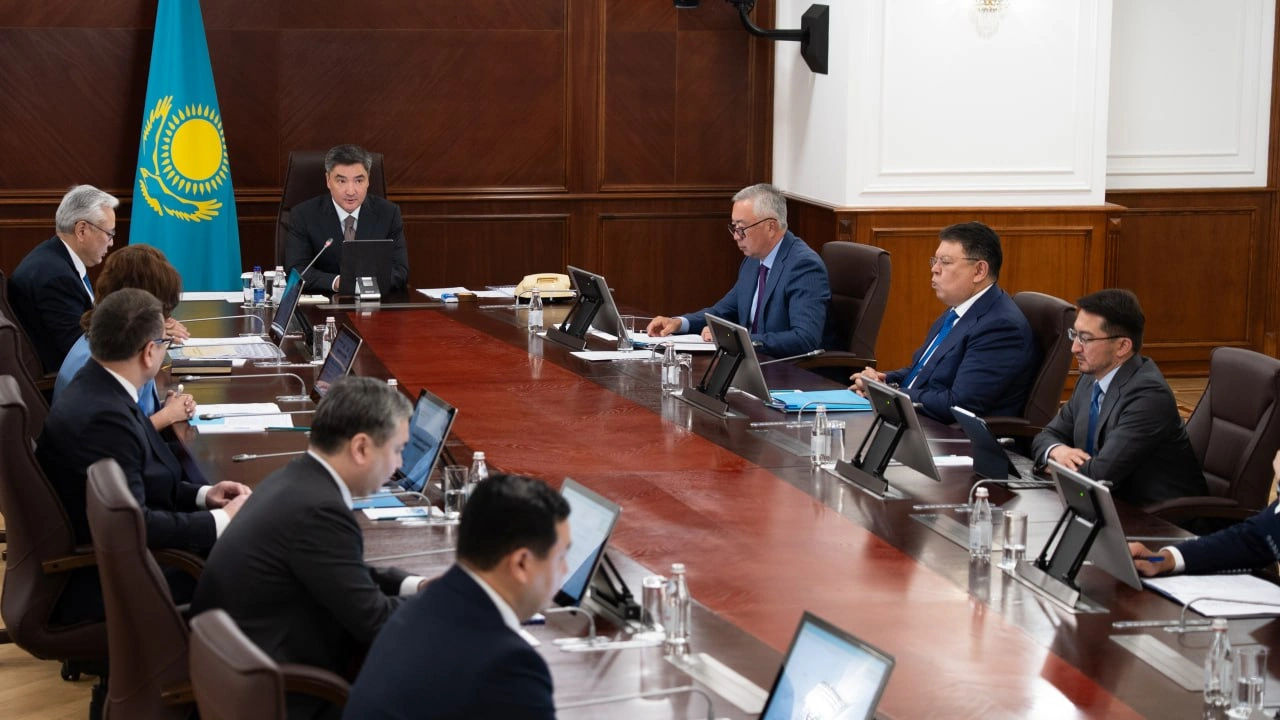 Kazakhstan finances local businesses, increases domestic goods in retail