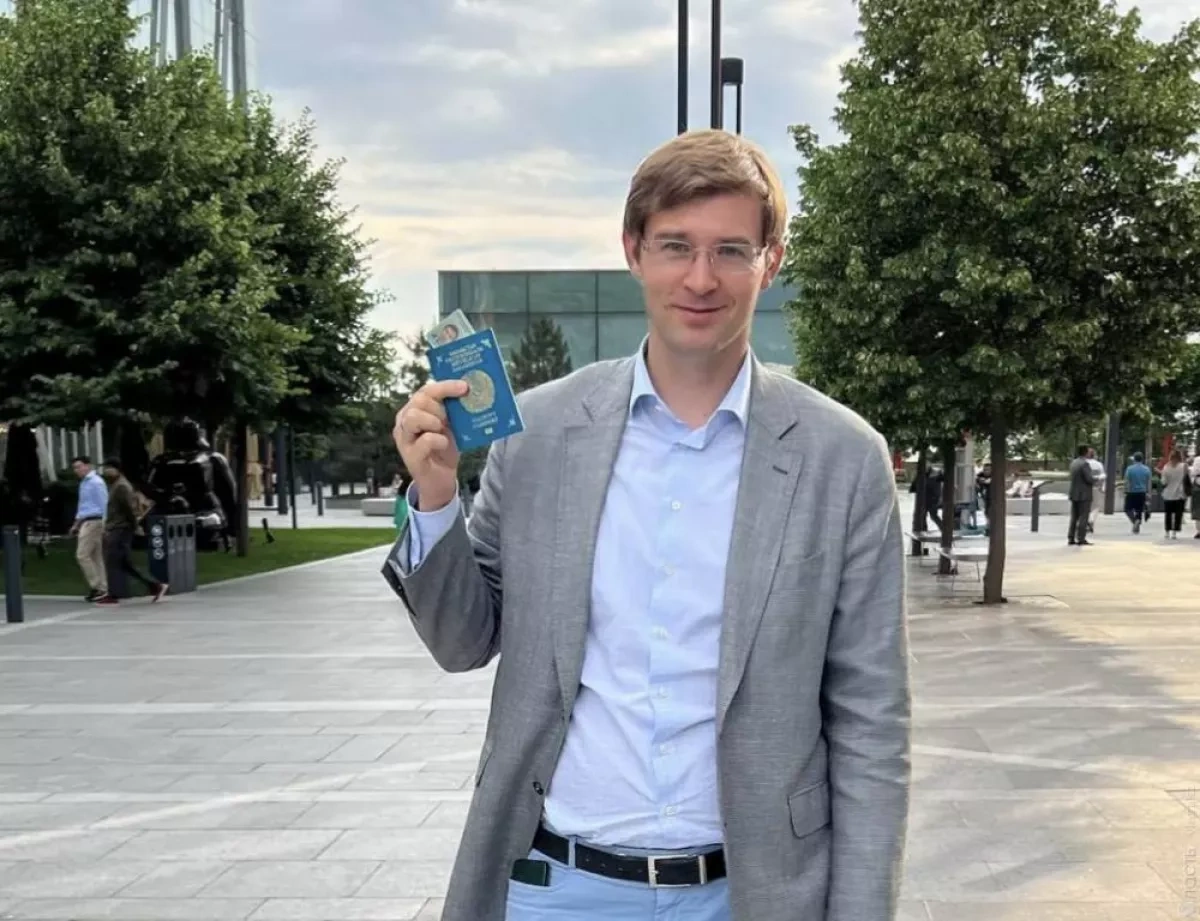 Russian-born Kazakh businessman Timur Turlov elected FIDE president