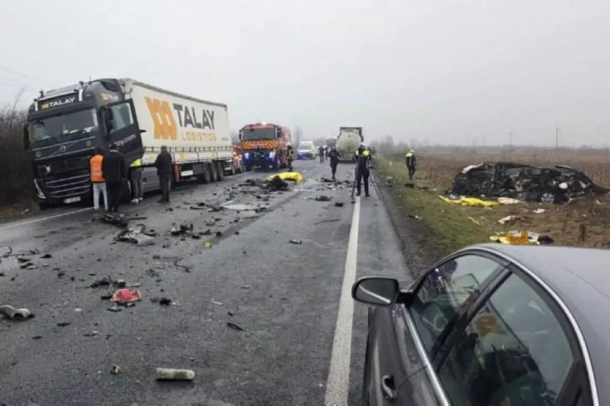Road crash in Romania kills 7 PAOK FC fans PHOTO