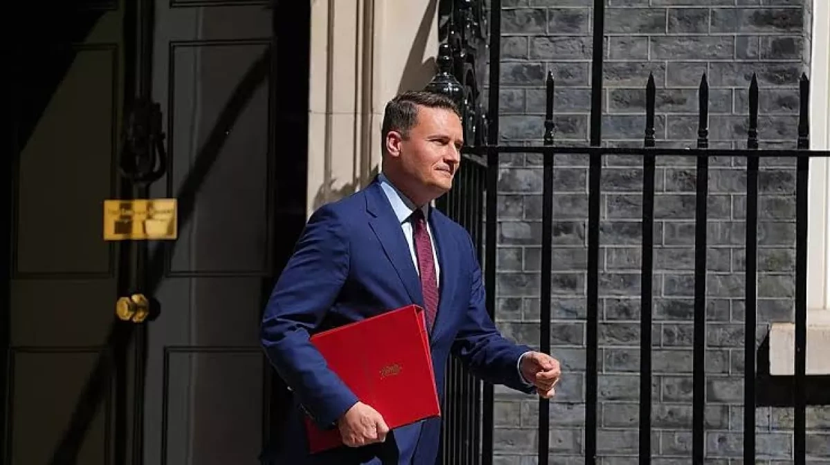 Lessons from Starmer’s political failure Review by Teymur Atayev