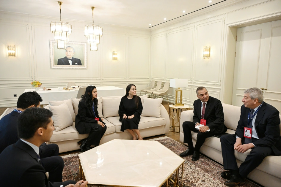 Heydar Aliyev Foundation VP Leyla Aliyeva meets with Secretary-General of UN Tourism (PHOTO)