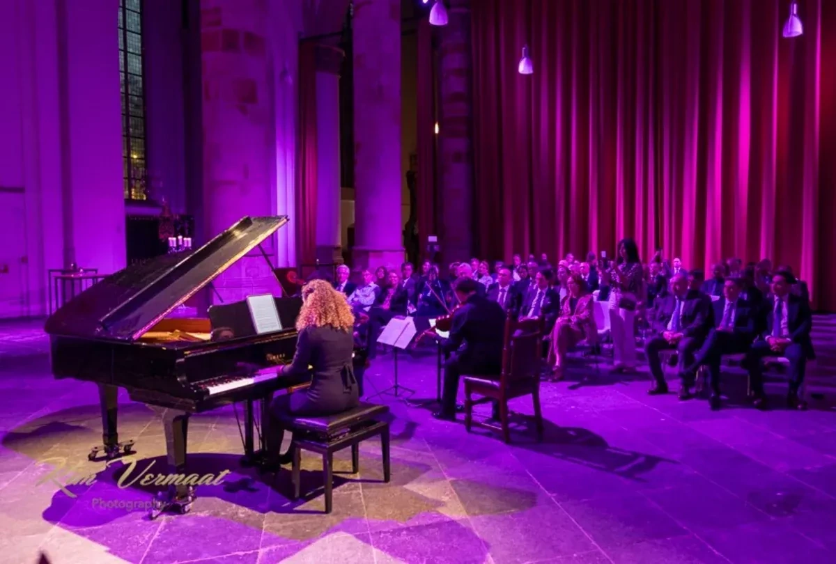 Cultural tribute to Khojaly victims paid at landmark church in Netherlands Photo