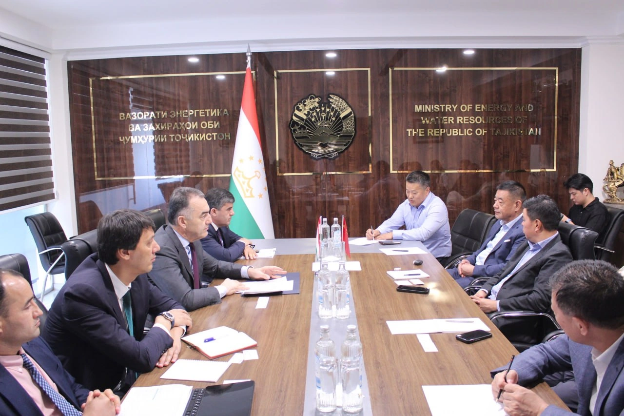 Tajikistan, China explore new energy investment opportunities