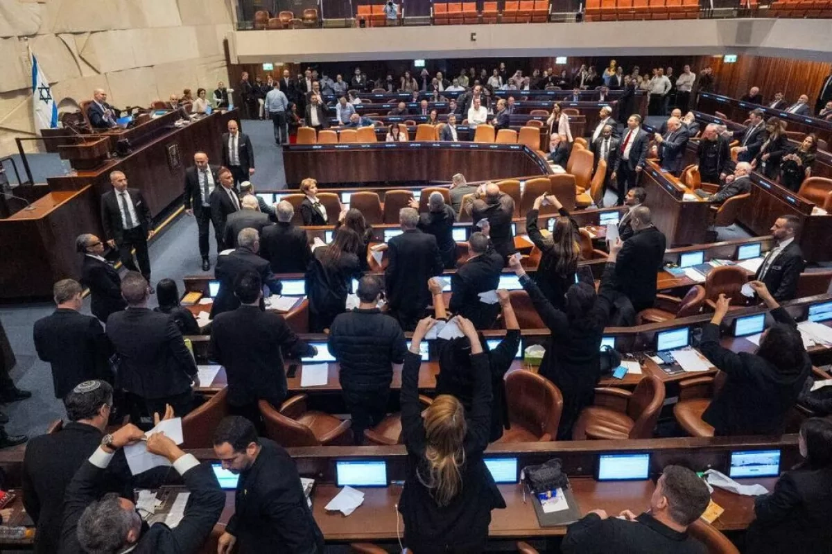 Israel’s parliament moves toward dissolution, opening path to early elections