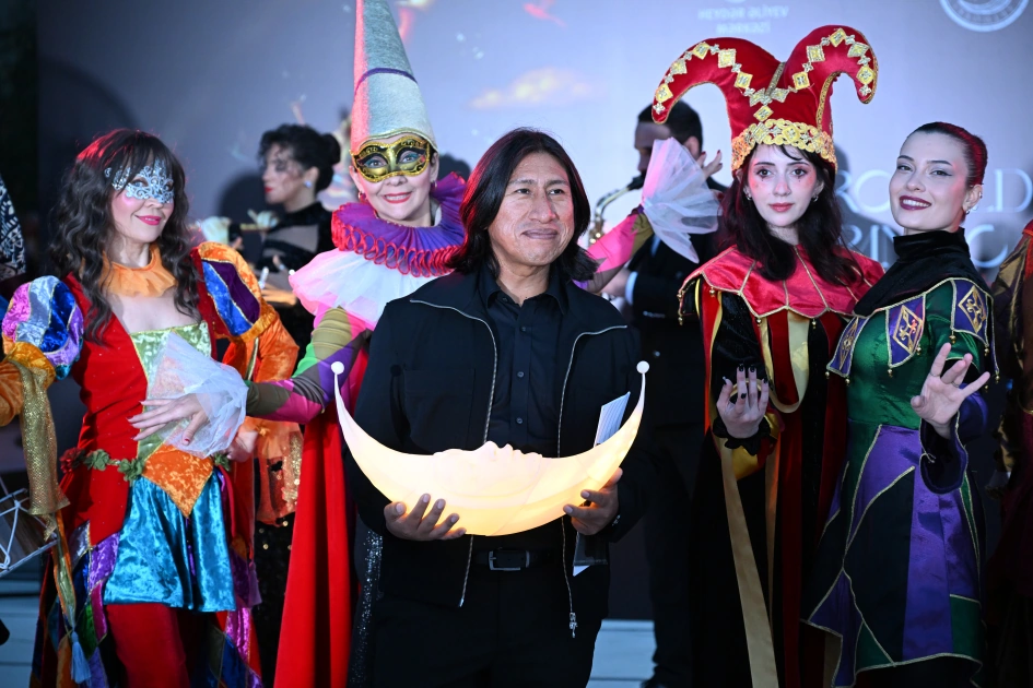Solo exhibition of Peruvian artist opened at Heydar Aliyev Center (PHOTO)