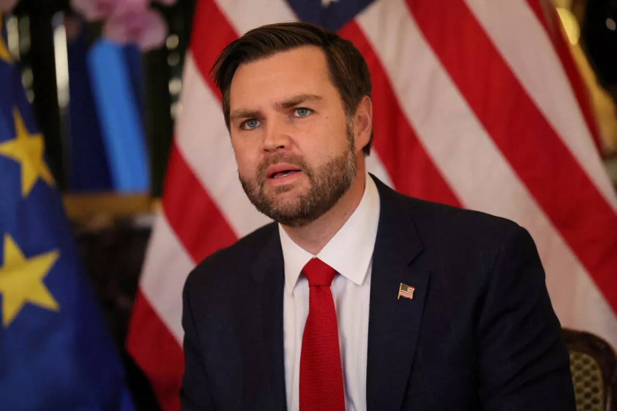 US Vice President: Trump does not love cocaine Vance urges addicts to seek help after apology