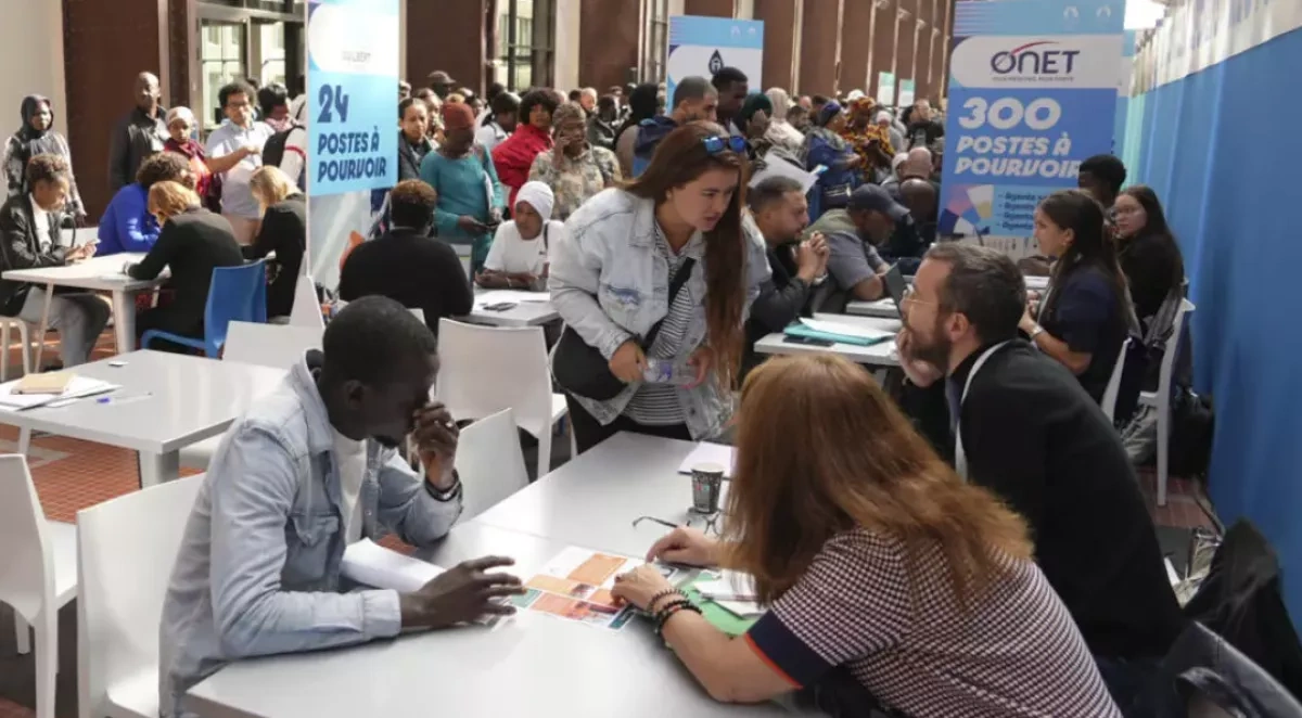 French unemployment rises to highest level in nearly six years