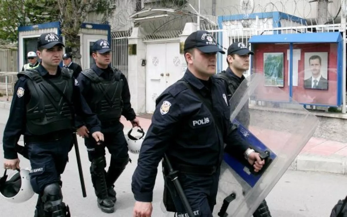 Türkiye detains 237 people in nationwide operations targeting FETÖ links VIDEO