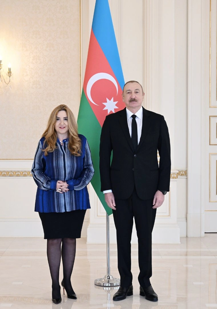 President Ilham Aliyev receives credentials of newly appointed ambassador of Greece to Azerbaijan (PHOTO)