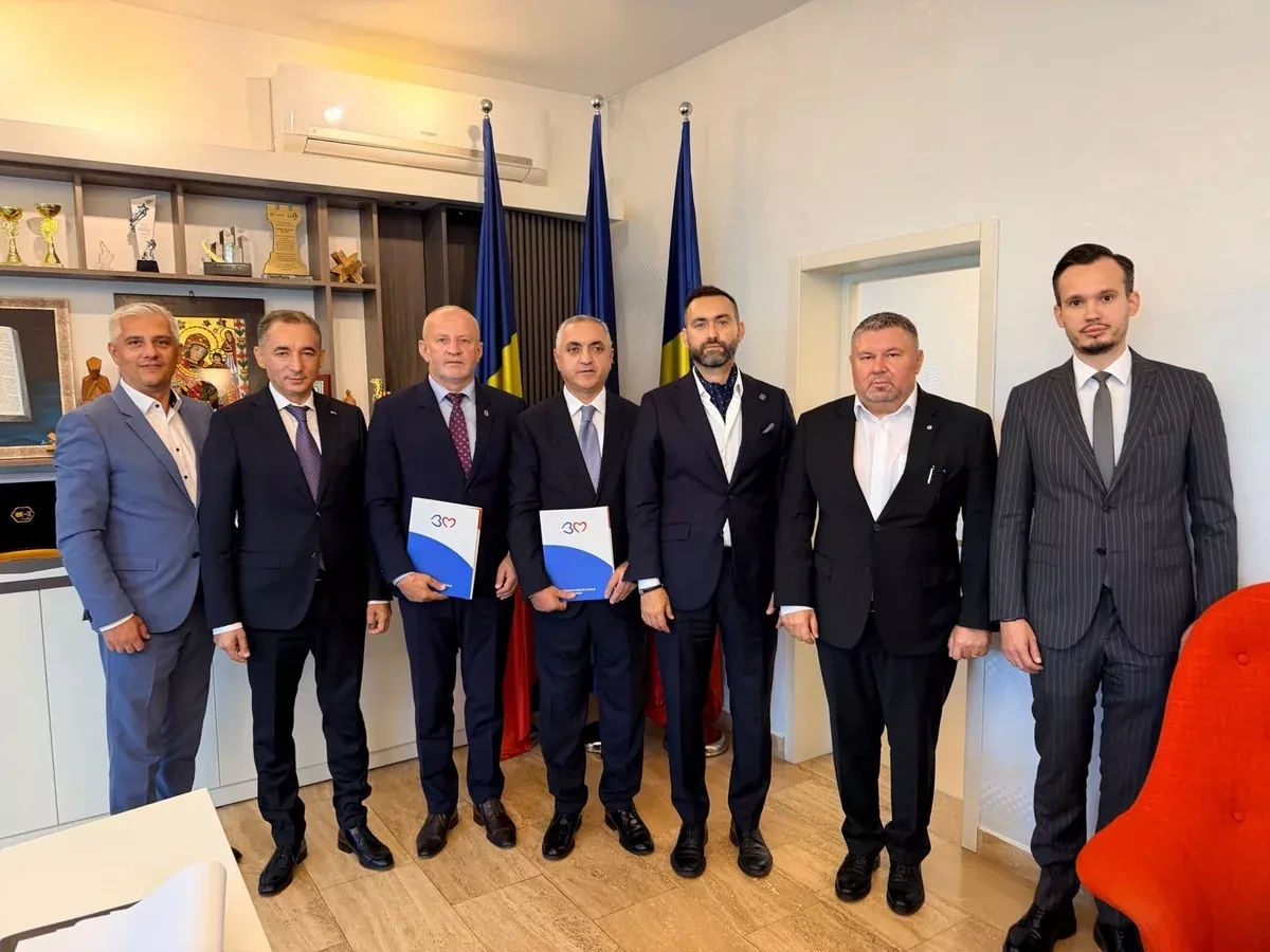 Romanian Baia Mare, Azerbaijan's Khankandi lay groundwork for sister-city partnership PHOTO