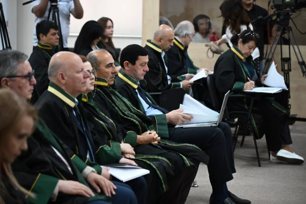 Baku court proceeds with appeals of convicted Armenian nationals PHOTO