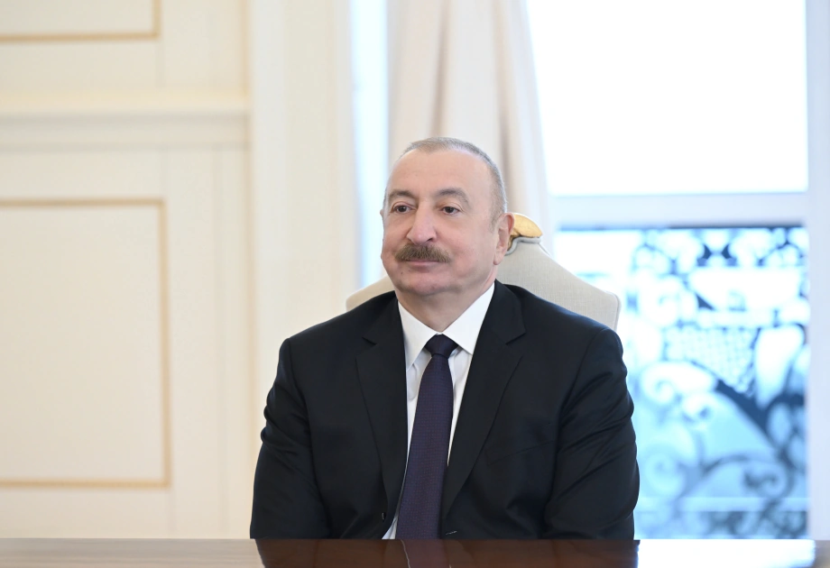 President Ilham Aliyev receives Iranian delegation led by Minister of Defence and Armed Forces Logistics (PHOTO)