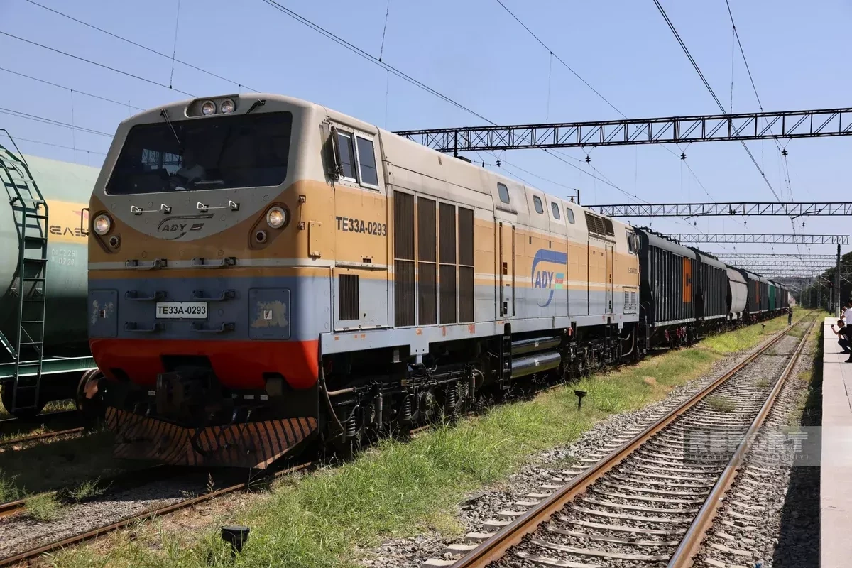 Russian wheat, propane train heads to Armenia via Azerbaijan PHOTO