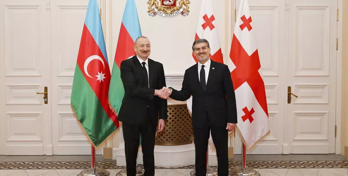 Georgia’s president congratulates Azerbaijan on Independence Day