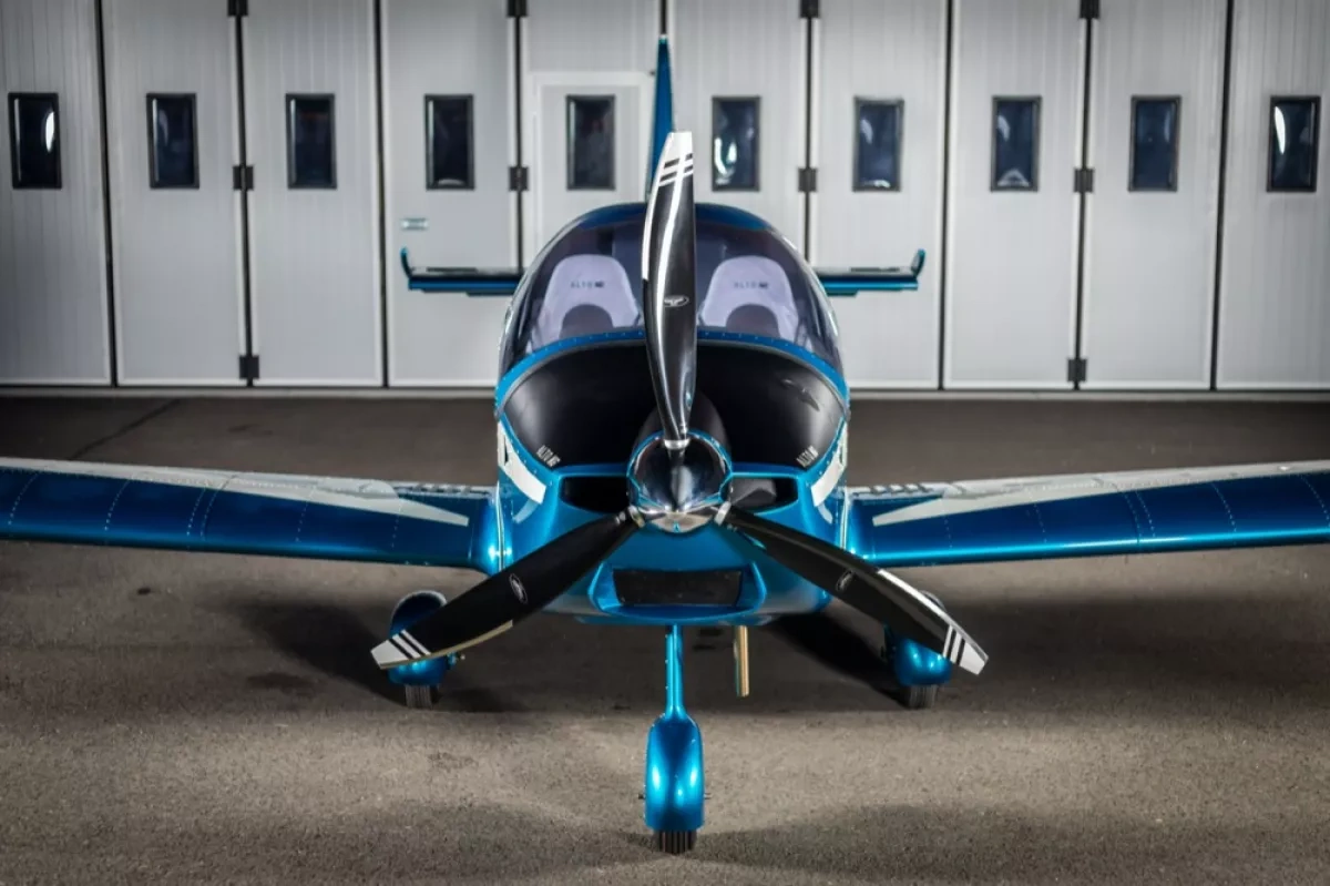 Ukraine expands domestic pilot training program with Czech aircraft